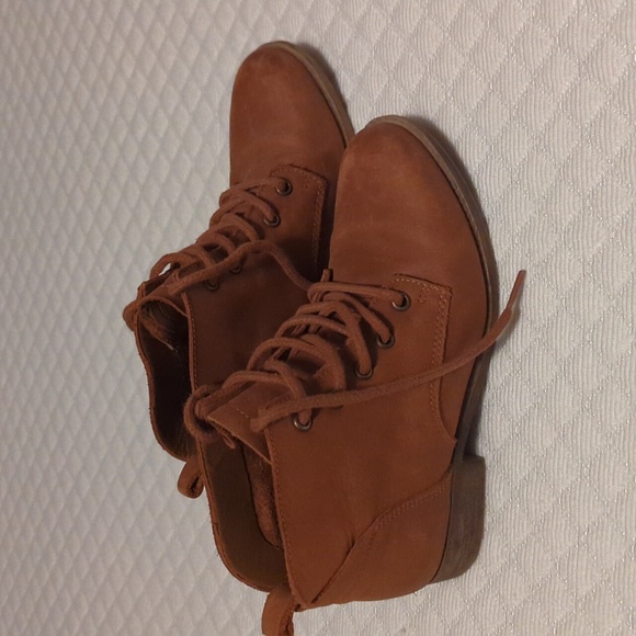 Steve Madden shoe - Picture 2 of 4